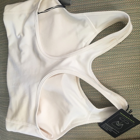 Nike Swoosh Bra Training Dri-Fit Size Large. - Picture 3 of 11